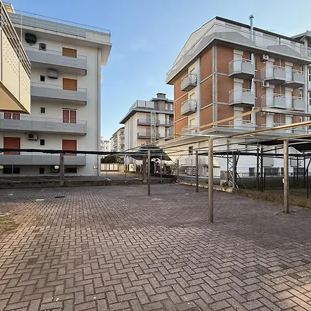 Appartamento Family Apartments-nobili 17-carraro Immobiliare