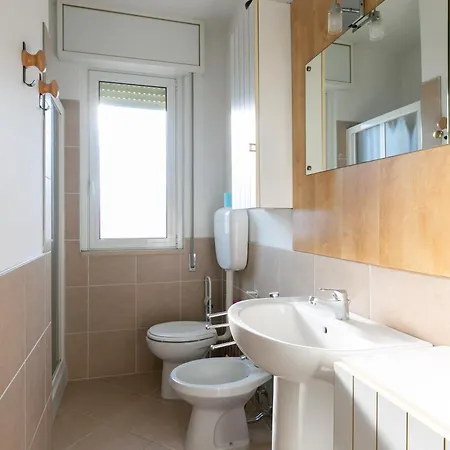 Family Apartments-nobili 17-carraro Immobiliare Apartment